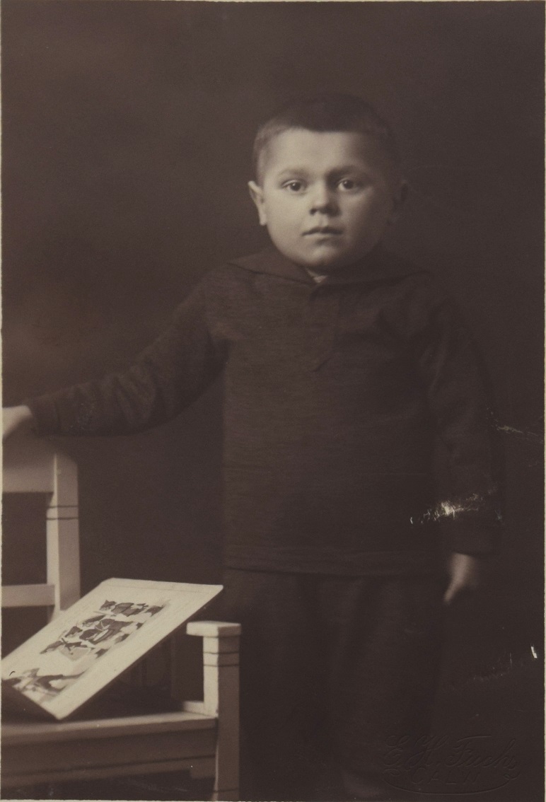 Opferbiographie: Ernst Weiß, Foto als Kind