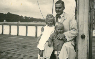 Opferbiografie: Arno  Hentze, Arno Hentze mit seinem Vater und seiner Schwester