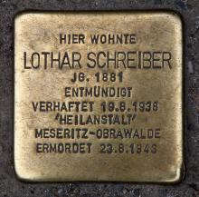 Historischer Ort: Stolperstein für Lothar Schreiber, Foto des Stolpersteines
